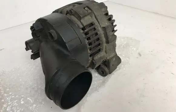 BMW 5 E39 Generator/alternator