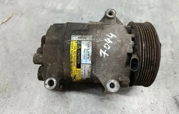 Renault Megane II Air conditioning (A/C) compressor (pump) 8200309193