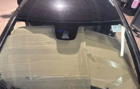 Mercedes-Benz C W204 Front windscreen/windshield window 43R00397 DOT765M342AS1