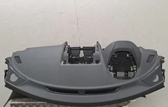 Mitsubishi Eclipse Cross Dashboard 7030A629 8000A921ZZ