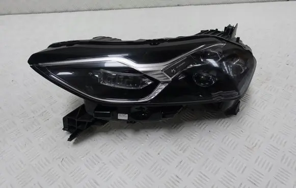 Citroen DS3 Headlight/headlamp 9820840780