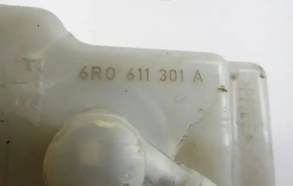 Skoda Praktik (5J8) Master brake cylinder 6R0611301A