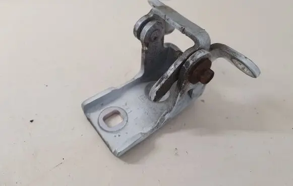 Opel Insignia A Front door upper hinge