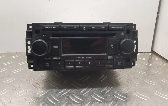 Dodge Caliber Radio/CD/DVD/GPS head unit P05064362AA