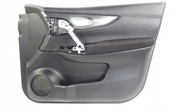 Nissan Qashqai Front door card panel trim