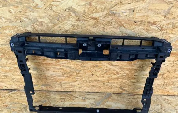 Volkswagen PASSAT B8 Radiator support slam panel 3G0805588K
