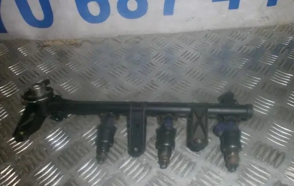 Renault Megane I Fuel main line pipe 866313