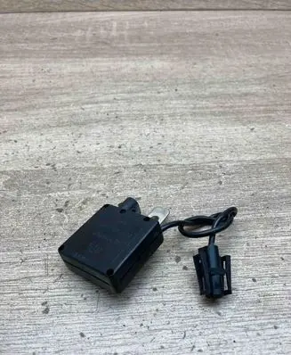 BMW X5 E53 Antenna control unit 8380945