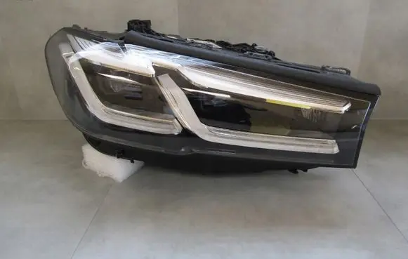 Headlight/headlamp