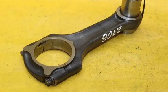 Mercedes-Benz Sprinter W906 Piston with connecting rod
