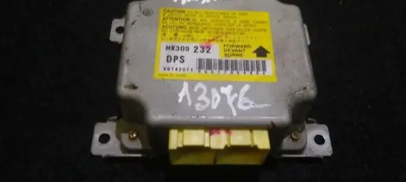 Mitsubishi Galant Airbag control unit/module mr309232 g37703480