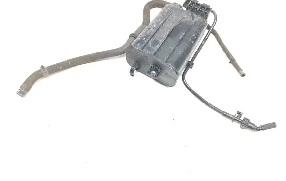 Active carbon filter fuel vapour canister