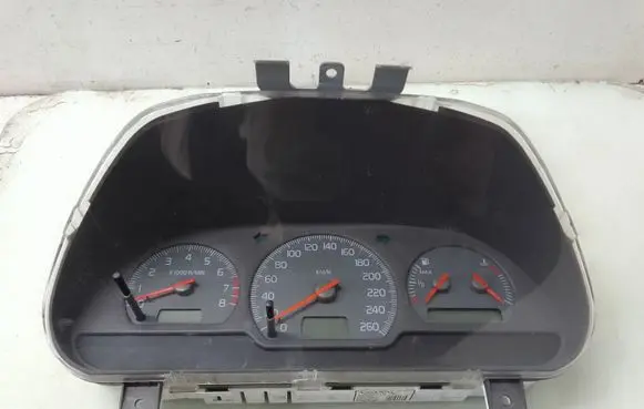 Volvo S40, V40 Speedometer (instrument cluster) 30889710B