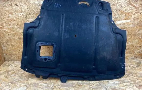 Ford Fiesta Engine splash shield/under tray R4ZQA