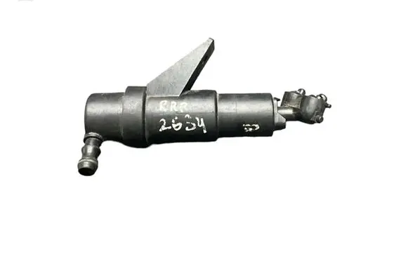 Volkswagen PASSAT B5.5 Windshield washer spray nozzle 3B0955978B