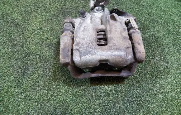 Renault Trafic III (X82) Rear brake caliper