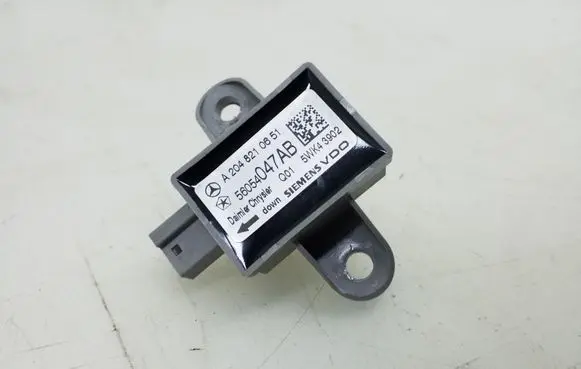 Mercedes-Benz C W204 Airbag deployment crash/impact sensor A2048210651