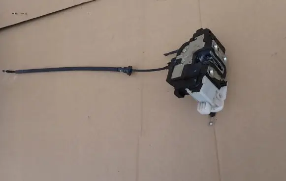 KIA Pro Cee'd I Front door window regulator with motor