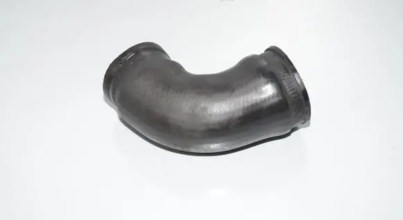 BMW 5 E39 Intercooler hose/pipe 2248622 7786530