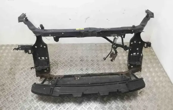 Nissan Qashqai Radiator support slam panel