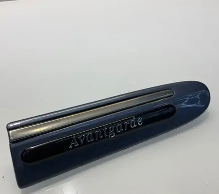 Mercedes-Benz E W211 Fender trim (molding) A2116902862 2116902862