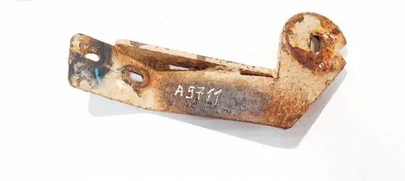 Ford Ranger Engine mounting bracket