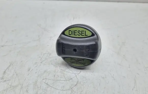 BMW 7 F01 F02 F03 F04 Fuel tank filler cap 
