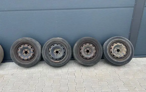 Renault Trafic III (X82) R16 steel rim