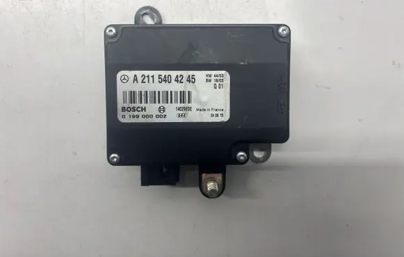Mercedes-Benz E W211 Battery control module 0199000002