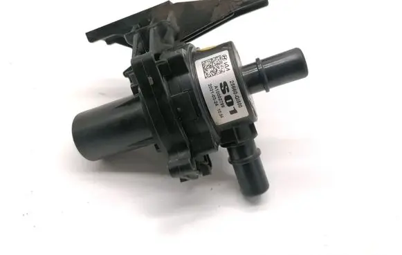Hyundai Ioniq 5 Electric auxiliary coolant/water pump 25660-GI500