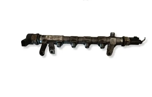 Audi Q3 8U Fuel main line pipe 03L130089J 500000885
