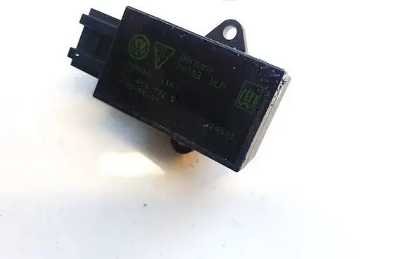 Volkswagen Jetta V Other control units/modules 7L0959772D