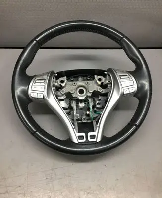 Nissan Qashqai Steering wheel