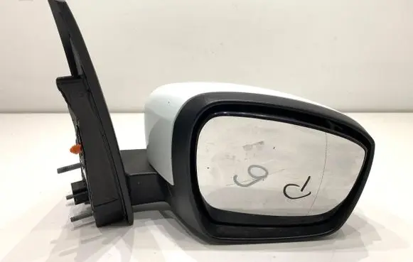 Front door electric wing mirror