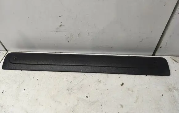 Renault Kangoo I Front sill (body part) 8200299763