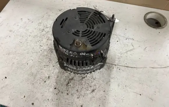 Skoda Superb B5 (3U) Generator/alternator 028903018BX