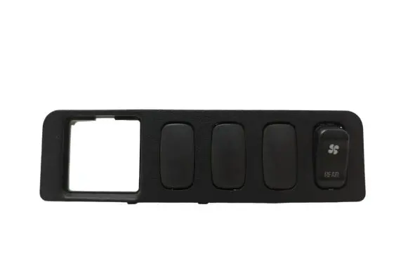 Mitsubishi Pajero Air circulation switch 1X010
