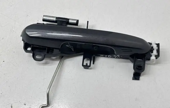 Toyota Highlander XU70 Rear door exterior handle 