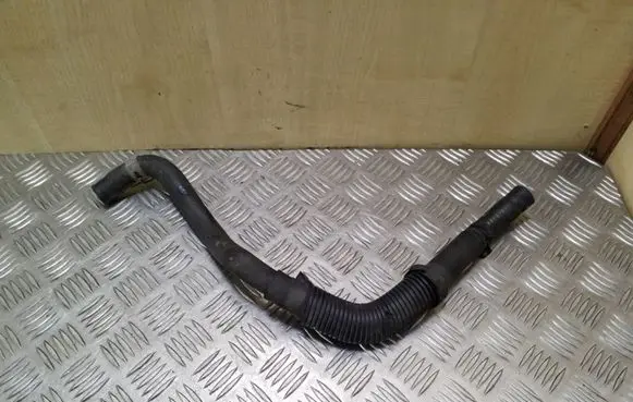 Mazda 3 I Engine coolant pipe/hose