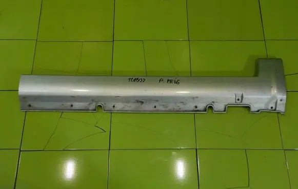 KIA Sportage Side skirt front trim 11AB33 44B808A0318D4C719C