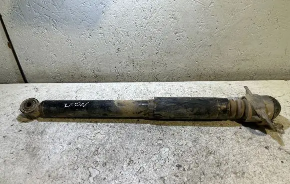 Seat Leon (1P) Rear shock absorber/damper 1K0512011AD 1K0513029JG 804902001768