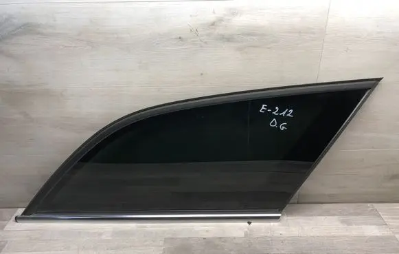 Mercedes-Benz E W212 Rear side window DOT32M10AS3 E000190 43R00104