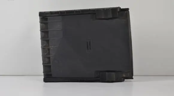 Volkswagen Golf V Fuse box cover 014189871 1K0937132F 017180061