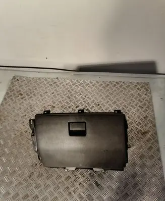 Land Rover Discovery Sport Glove box 16A1348