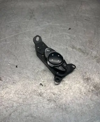 Mercedes-Benz E W211 Wing mirror switch 2118208510 03211011