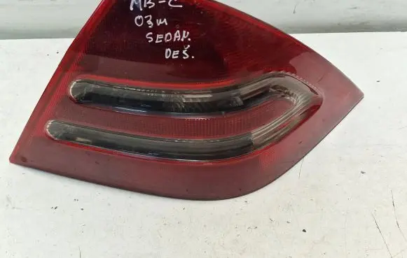 Mercedes-Benz C W203 Rear/tail lights