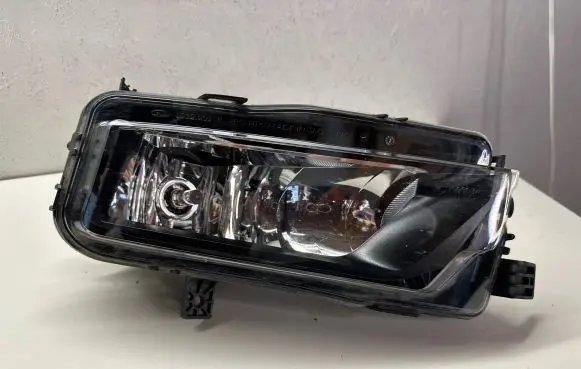 Volkswagen Caddy Front fog light 2K5941662A 10321020000