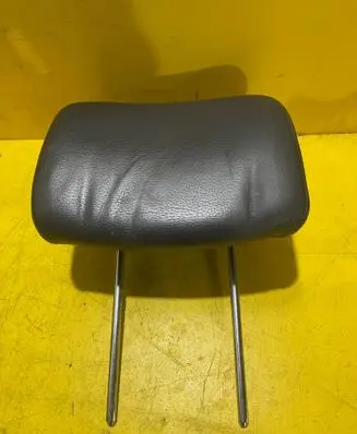 Chevrolet Captiva Front seat headrest 