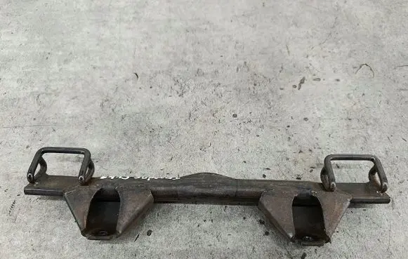 Skoda Superb B5 (3U) ISOFIX Bracket 8D0813545