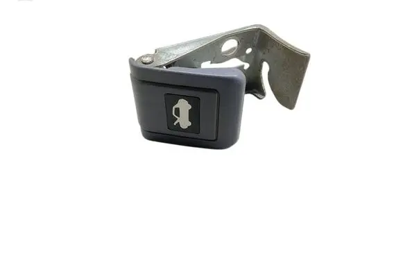 Toyota Land Cruiser (HDJ90) Engine bonnet (hood) release handle